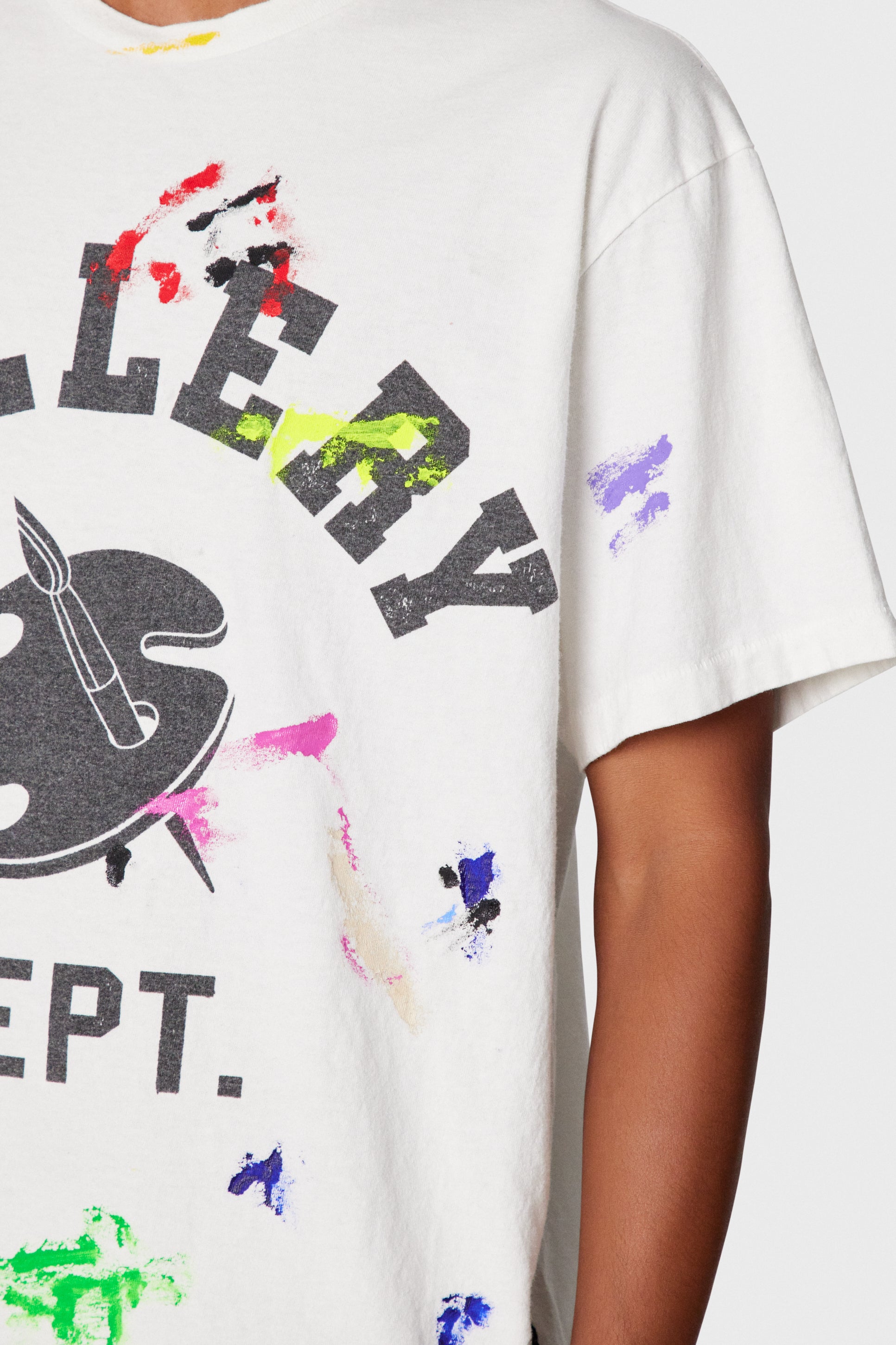 GALLERY DEPT. ART DEPARTMENT TEE | WHITE