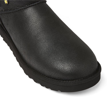 UGG GALLERY DEPT CLASSIC SHORT BLACK LEATHER FOOTWEAR GALLERY DEPARTMENT LLC   