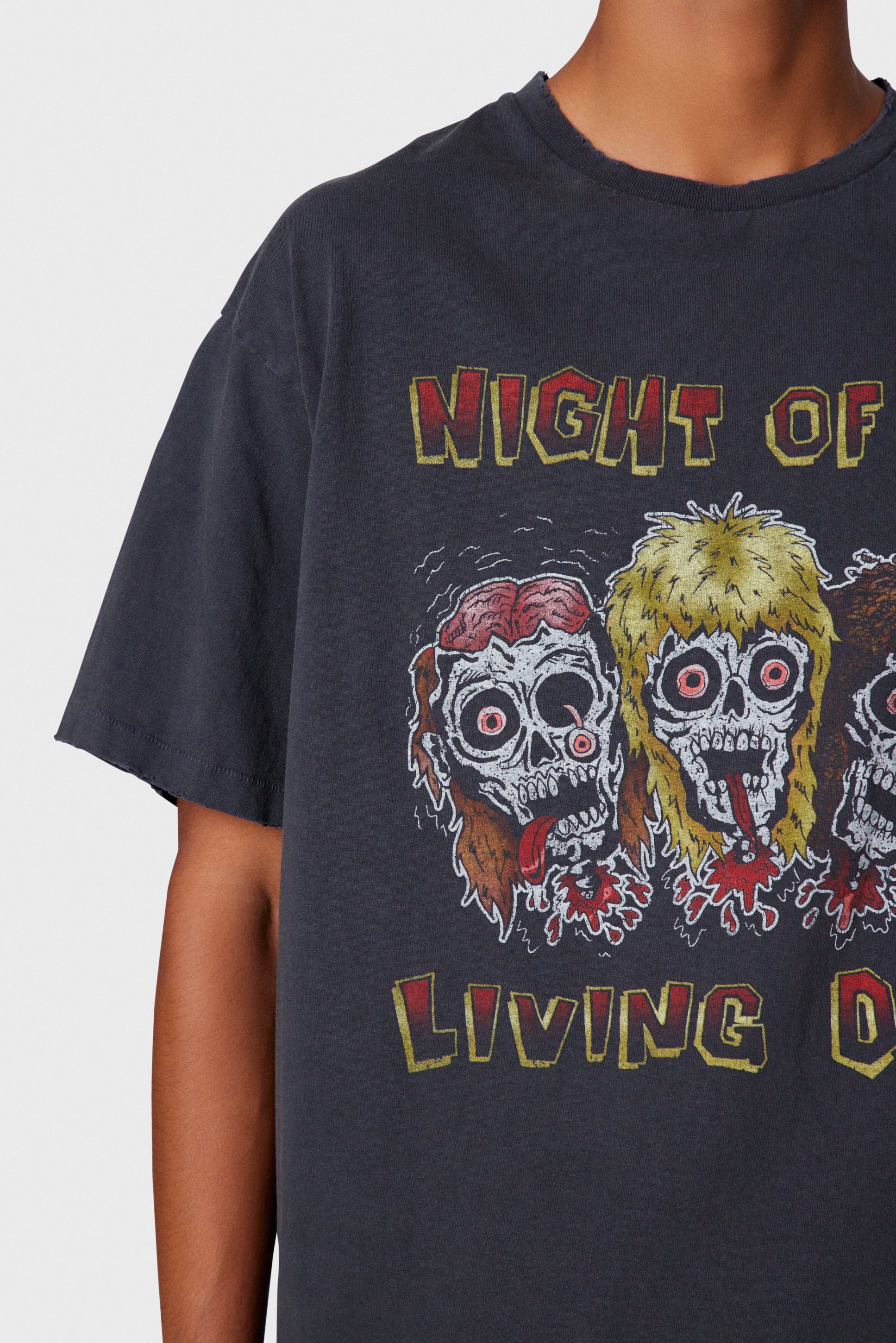 ナイト・オブ・ザ・リビング・デッド Tシャツ GALLERY DEPT. GALLERY DEPT. NIGHT OF THE LIVING DEAD TEE | GRAPHITE