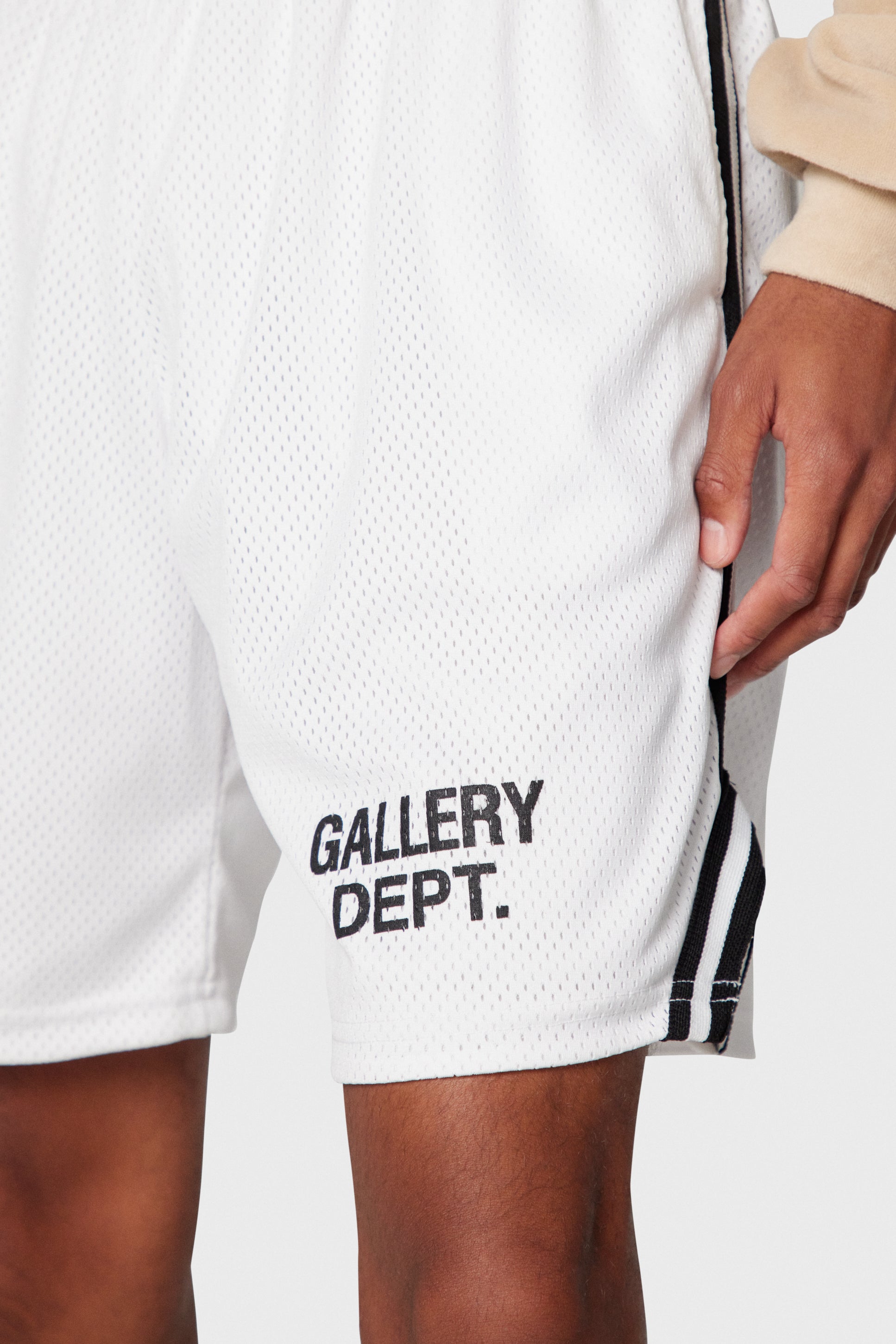 GALLERY DEPT. VENICE COURT SHORTS | WHITE/BLACK