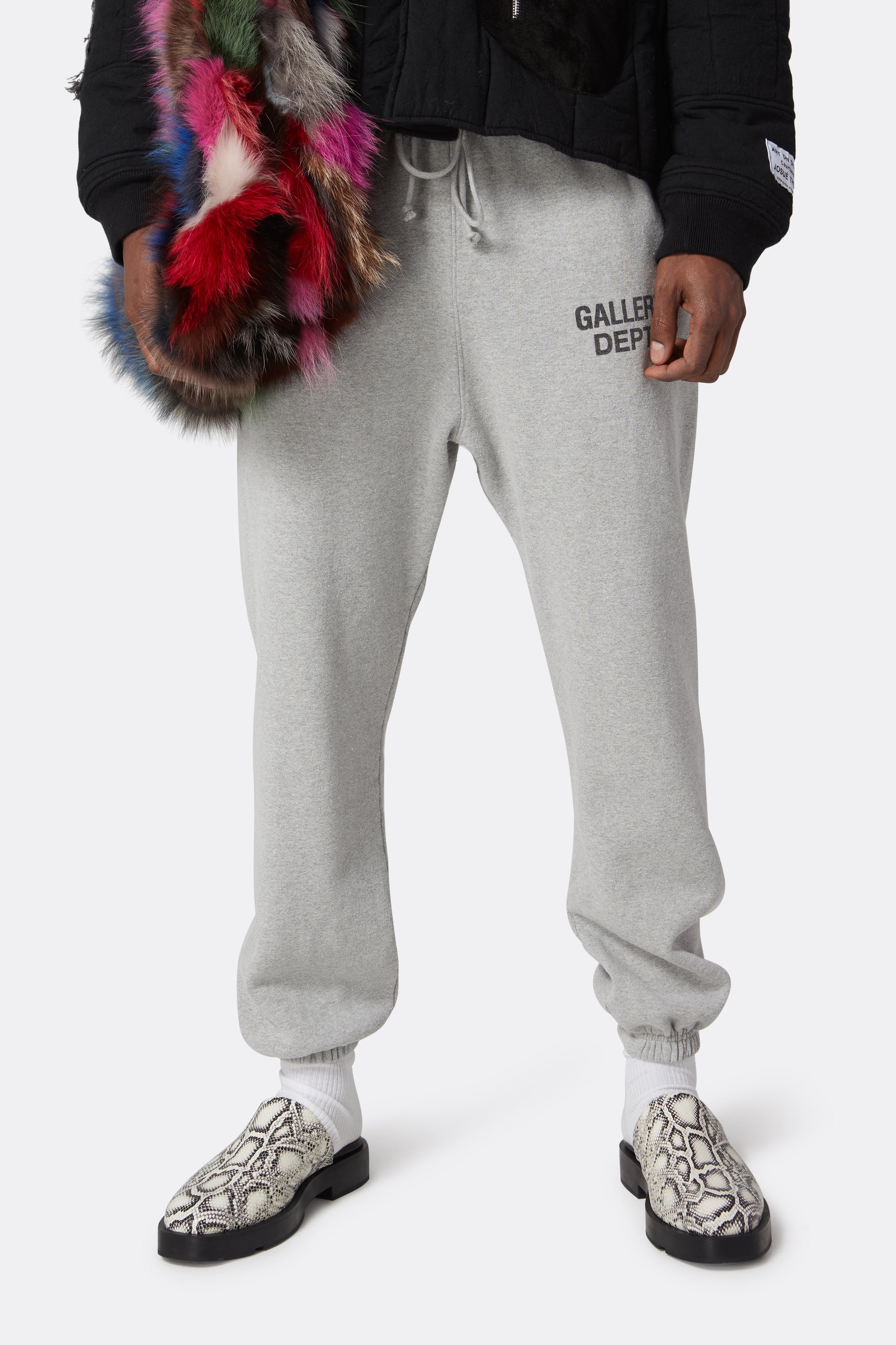 GALLERY DEPT LOGO SWEATPANT | HEATHER GREY – GALLERY DEPT.